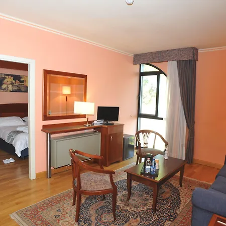 Hermitage Поджо-а-Каяно