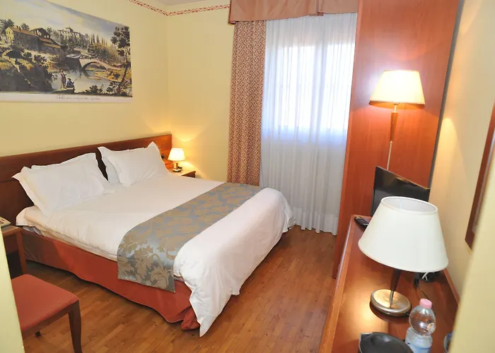 Hermitage 3* פוג'ו א קאיינו