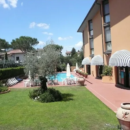 호텔 Hermitage 포지오 아 카이아노